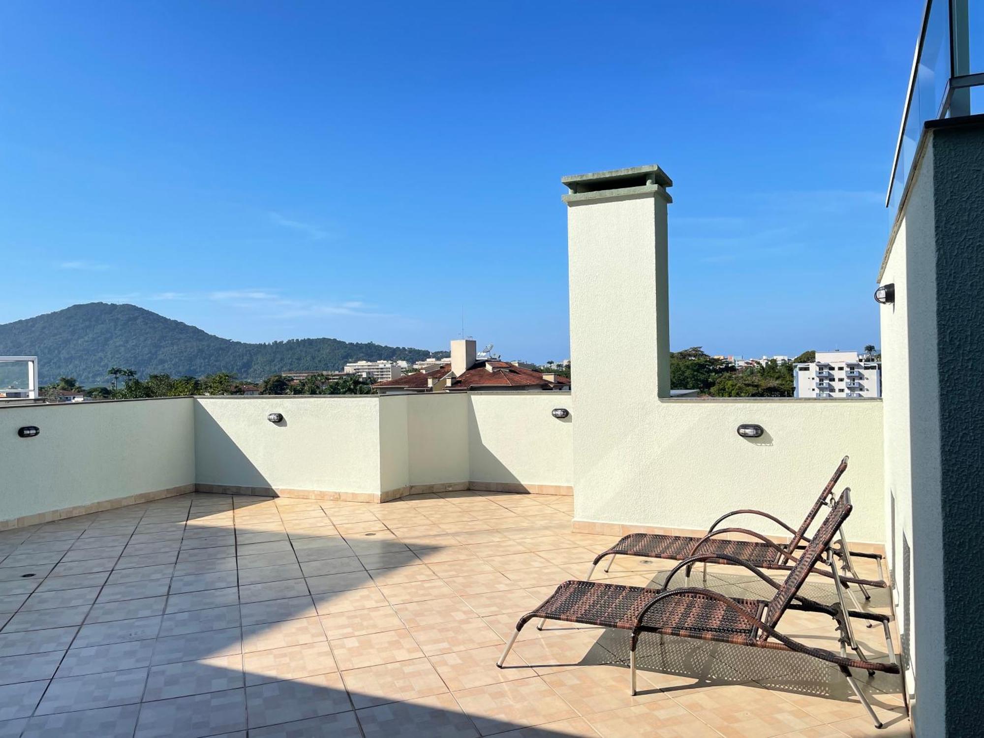 Apto Proximo Praias, Piscina, A/c, Wi-fi.